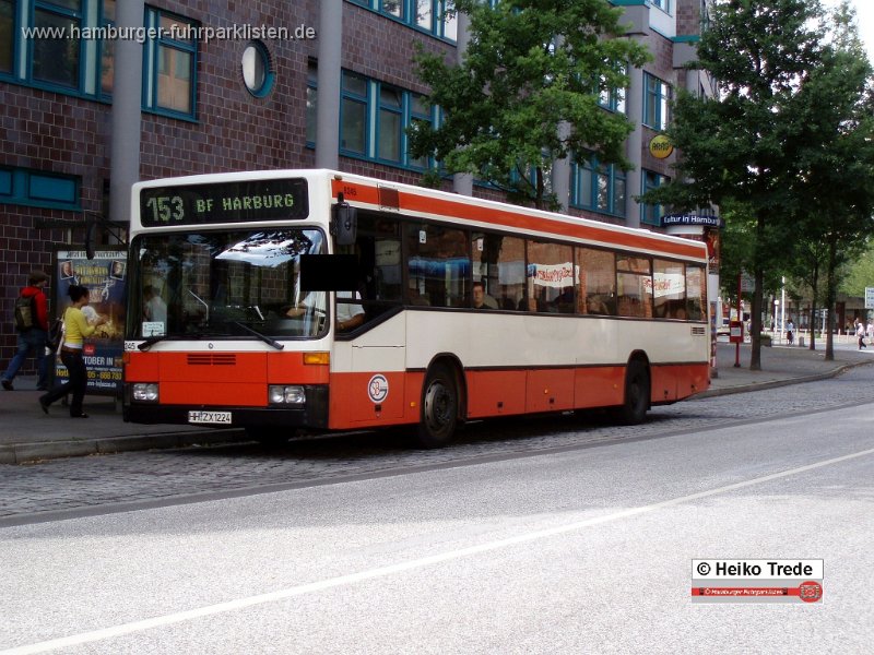 01) 8245-32 (ex HHA 1224),SBG,HT.JPG